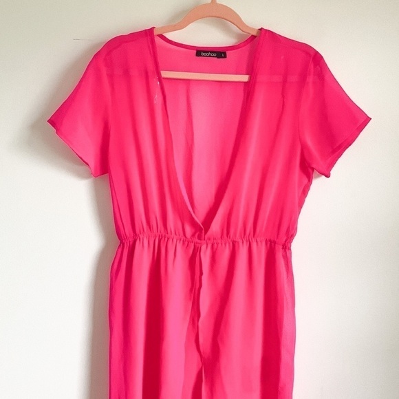Boohoo Sheer Deep V Neck Pink Short Sleeved Swim Cover Up - Picture 3 of 7